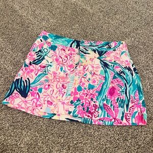 Lilly Pulitzer Scort - size medium -worn once